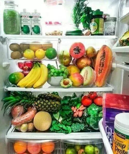 吃冰箱黑蜜瓜中毒,揭秘食品安全隐患