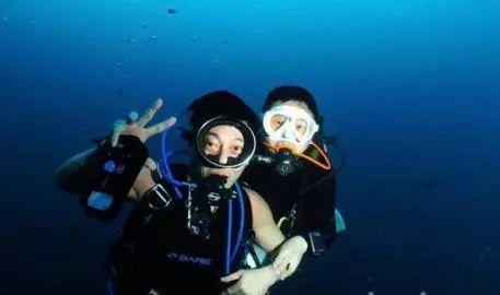 潜水明星网红,探索深海的魅力使者