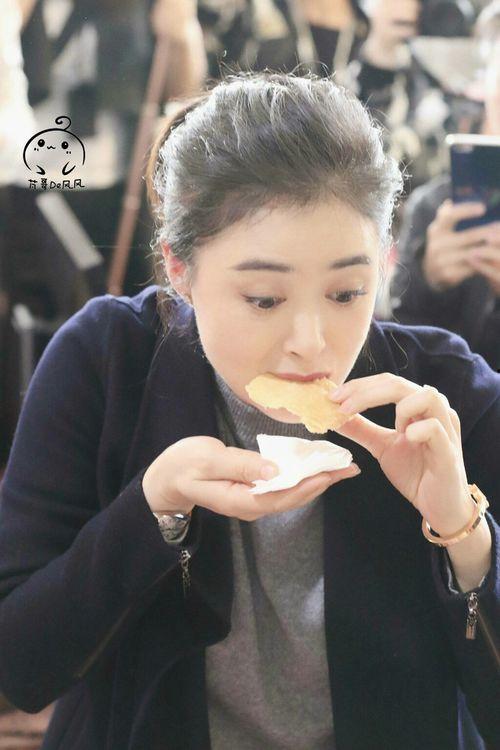 明星网红吃东西,明星同款美食大揭秘