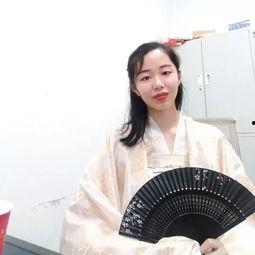 进娱乐圈吃瓜的小说,从吃瓜群众到幕后推手的华丽蜕变