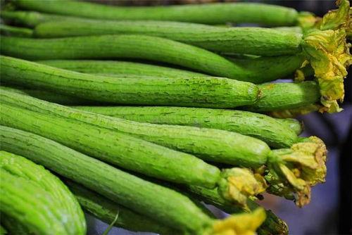 吃瓜脱皮不招黑,轻松摆脱负面舆论困扰