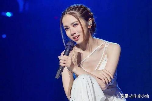 吃瓜娱乐圈邓紫棋,娱乐圈的瓜田女王，揭秘她的音乐与人生